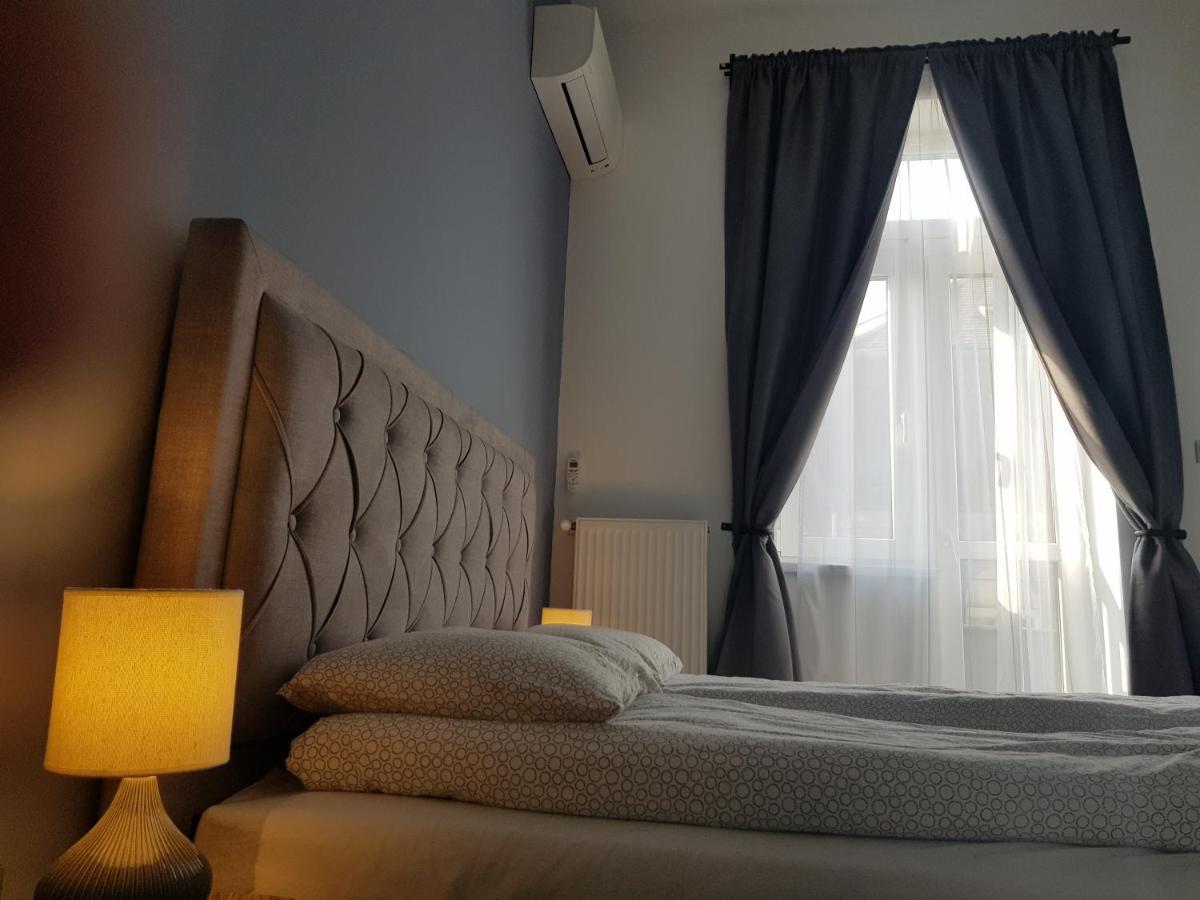 Luxurious Apartment With Balconies In Downtown Bp Budapeste Exterior foto