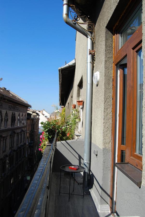 Luxurious Apartment With Balconies In Downtown Bp Budapeste Exterior foto